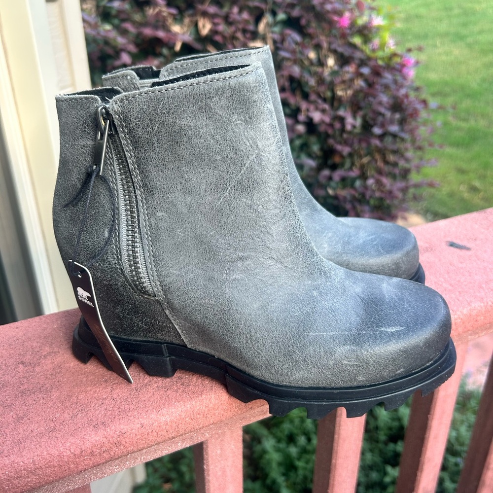 Sorel Joan of Arctic Gray Waterproof Boots